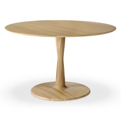 Torsion - Table en chêne massif par Ethnicraft