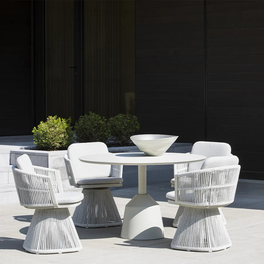 MUST Société - Furniture - Outdoor Dining Room
