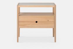Spindle - Table de chevet en chêne par Ethnicraft