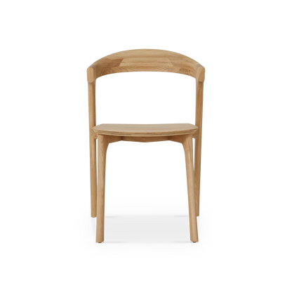 Bok - Chaise en chêne massif par Ethnicraft