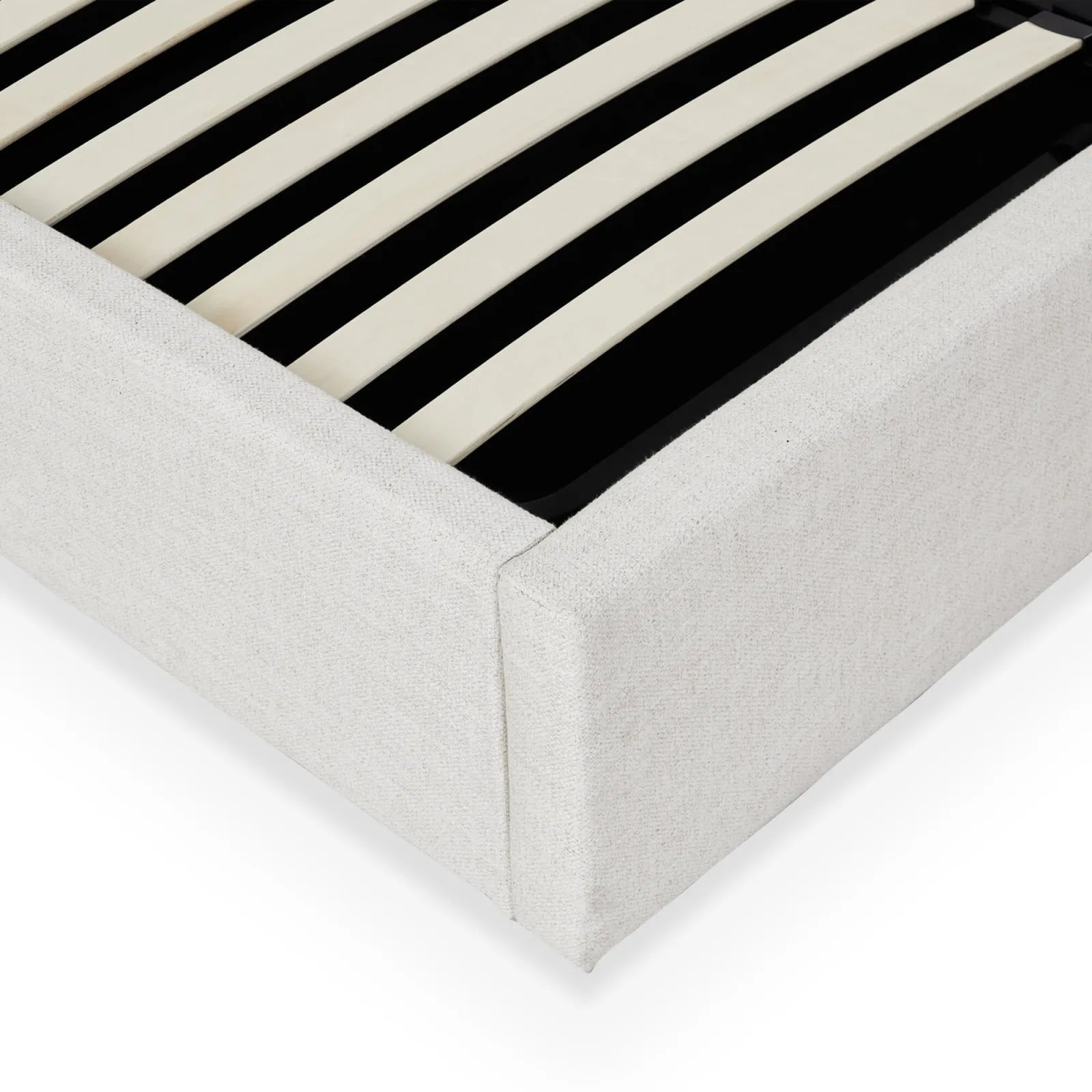 Justin, Upholstered Bed with Tall Headboard | MUST – Must