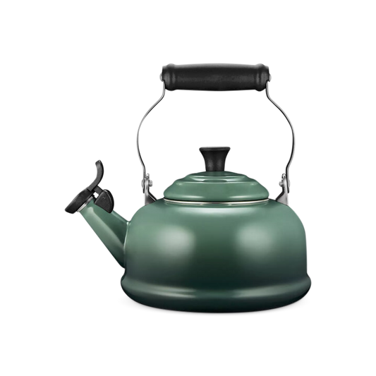 1.6L Whistling Kettle by Le Creuset