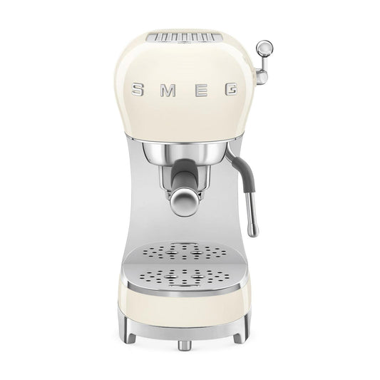 50’s Style Espresso Machine by Smeg