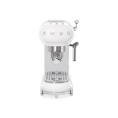 Machine à café espresso 50’S Style par Smeg