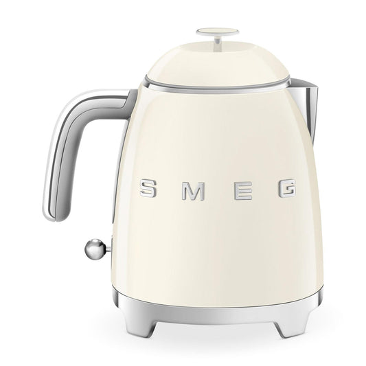 50’s Style Electric Kettle 3 Cups by Smeg