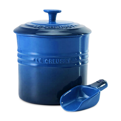 Le Creuset - stoneware pet food container with scoop