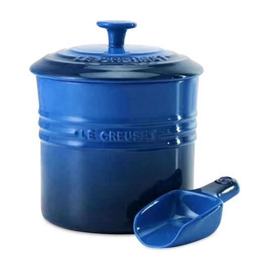 Le Creuset - stoneware pet food container with scoop