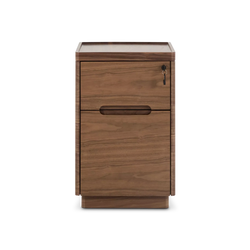 Luma - Cabinet en bois par BDI
