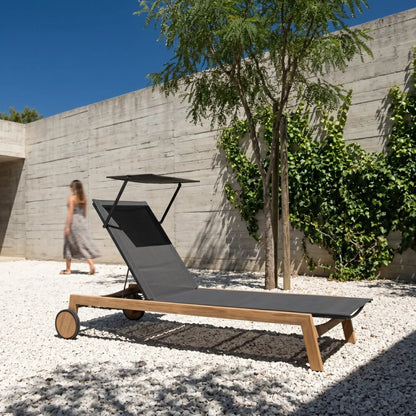 French Beauty - Chaise longue extérieure en teck