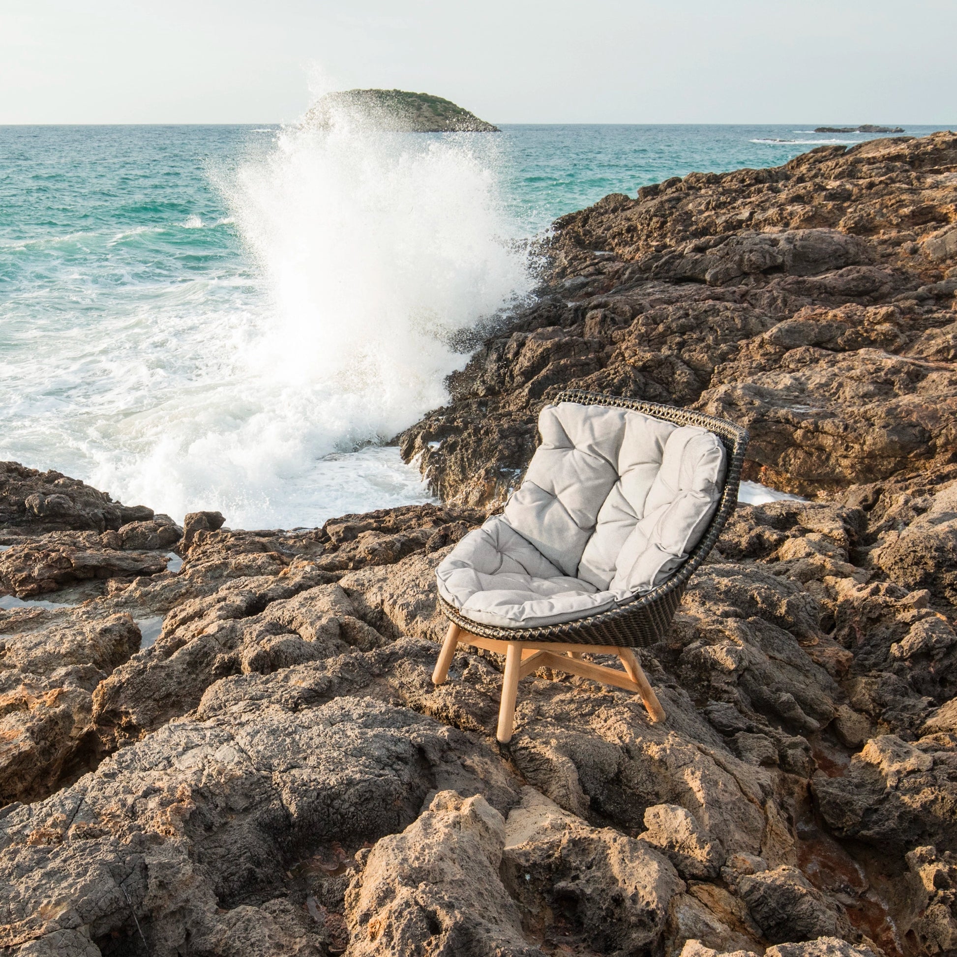 Mbrace, High Back Lounge Chair by Dedon Jardin de Ville – Must