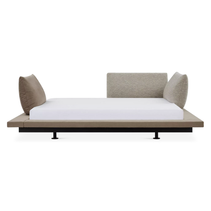 Peter Maly 2 - Bed with adjustable cushions by Ligne Roset