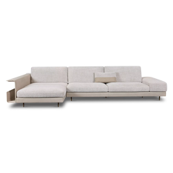 Vincent - Sectional Sofa by Gamma
