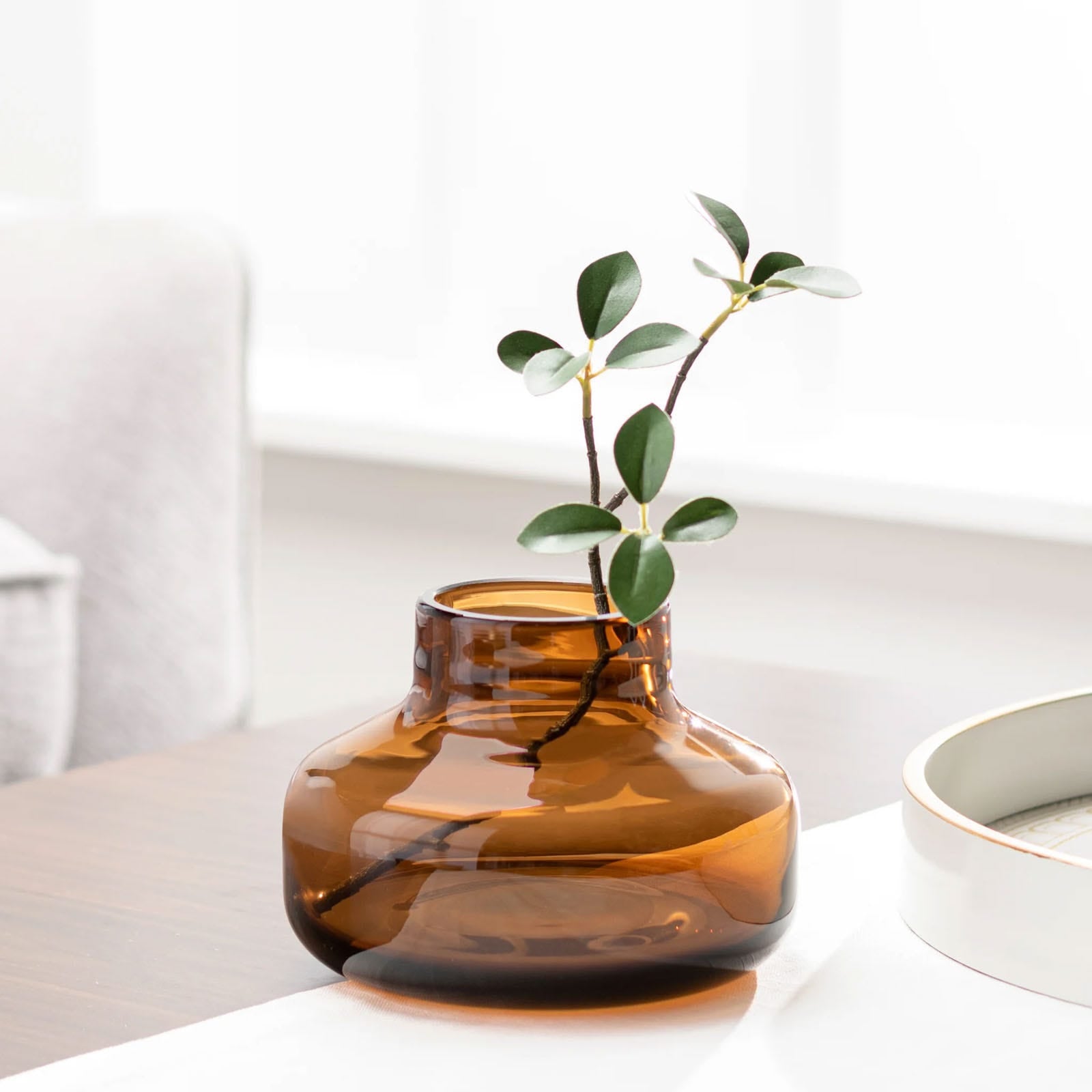 Vase en verre, h29,5 cm, rondi Couleur marron ambre Am.Pm | La Redoute Vase en verre, h29,5 cm, rondi Couleur marron ambre Am.Pm | La Redoute